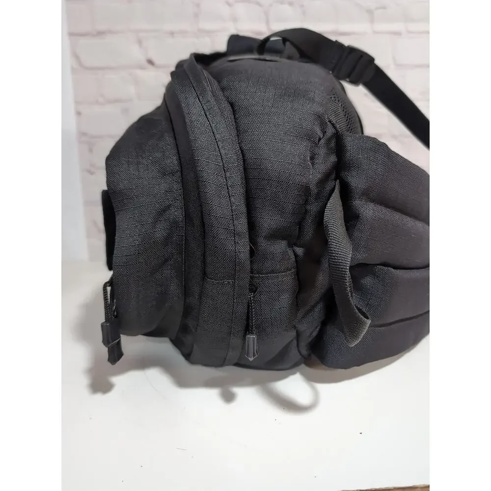 Canon DLSR 200 EF Deluxe Photo Backpack Straps Padded Dividers Black Green